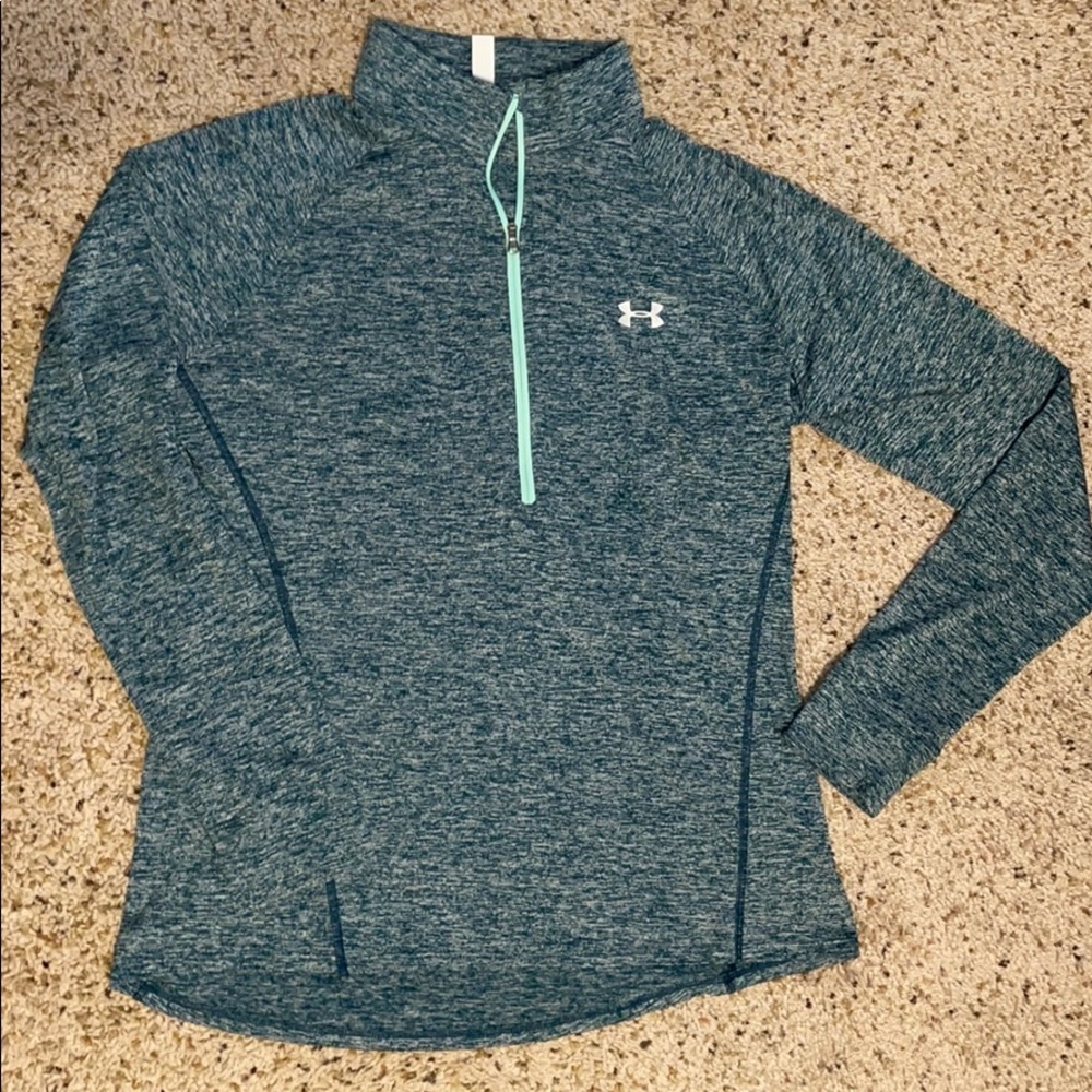Under Armour women blue pullover size large